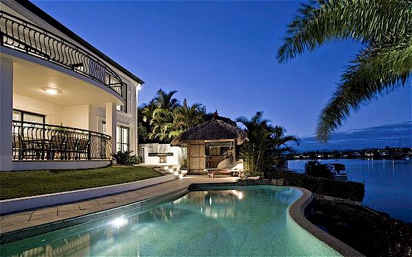 Waterfront Home in Lido Key with expanded pool area