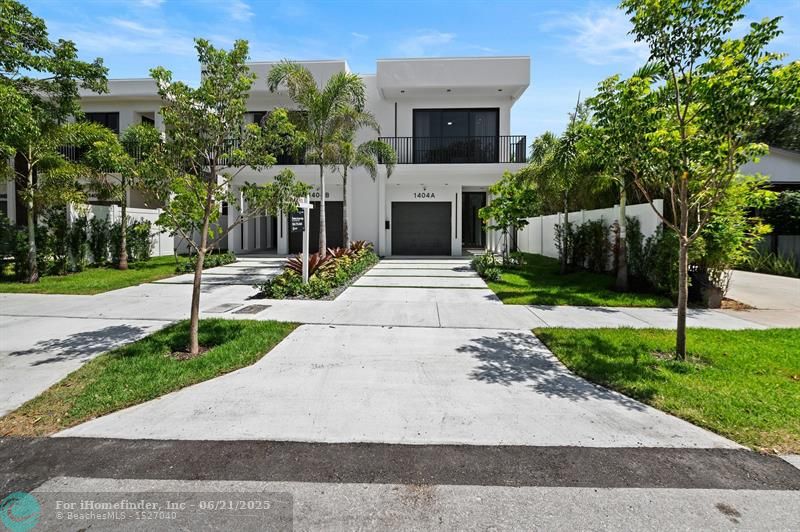 Modern Living in Downtown Sarasota with custom options